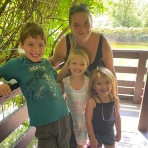 Meet your Posher, Amanda